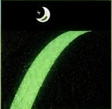 Illustrative photoluminescent marking in darkness